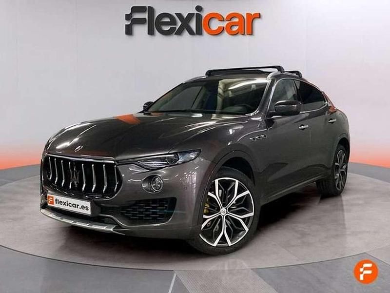Usado Maserati Levante 275 CV (202 kW) 2018 Gris SUV