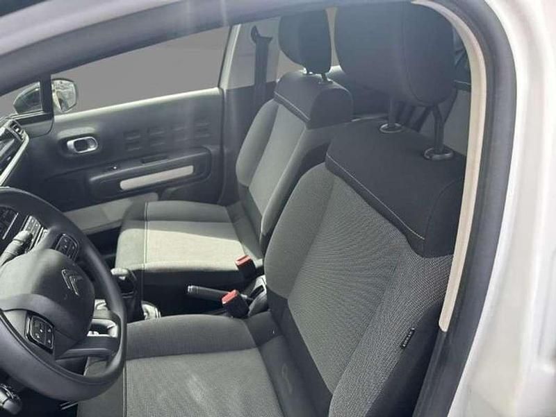 Usado Citroën C3 Feel 82 CV (60 kW) 2022 Beige Utilitario