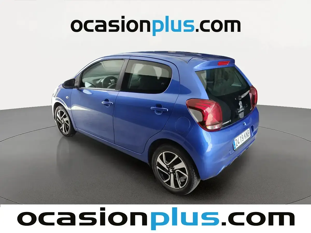 Usado Peugeot 108 Active 72 CV (52 kW) 2018 Azul