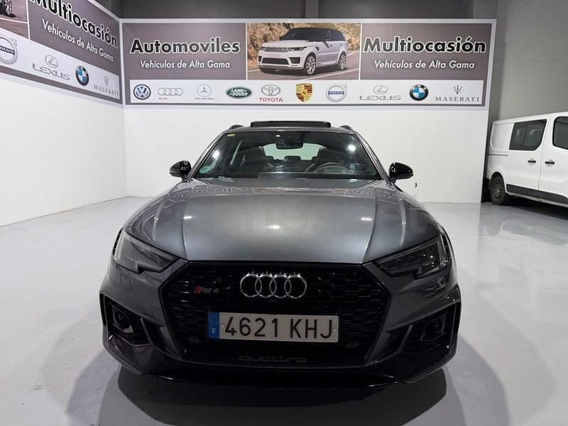 Usado Audi RS4 450 CV (330 kW) 2018 Gris / plata Familiar