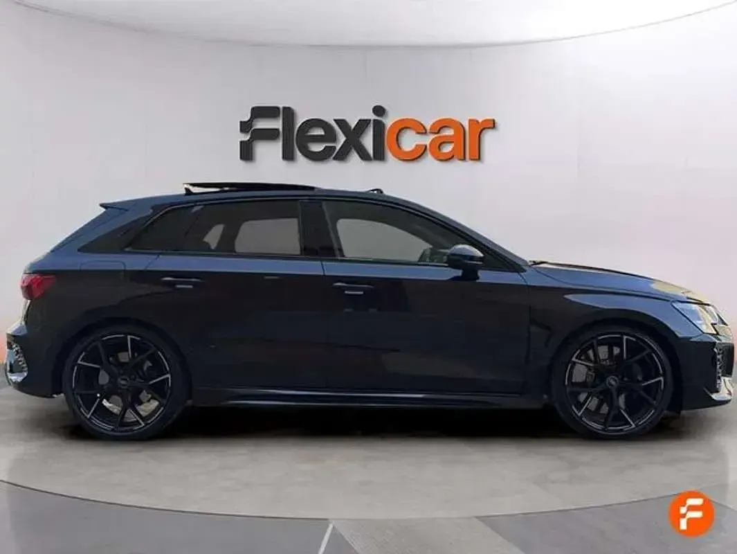 Usado Audi RS3 Sportback 400 CV (294 kW) 2022 Negro Utilitario