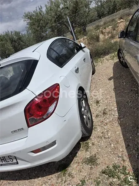 Usado Chevrolet Cruze LTZ 163 CV (119 kW) 2012 Blanco Berlina