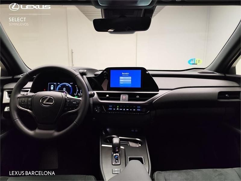 Usado Lexus UX 199 CV (146 kW) 2025 Azul SUV