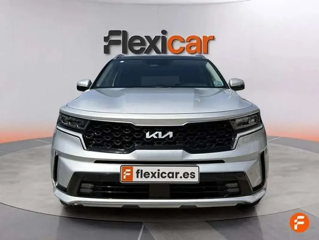 Usado Kia Sorento Plus 232 CV (170 kW) 2024 Gris SUV