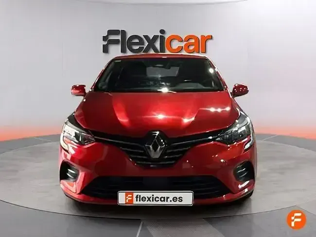 Usado Renault Clio Equilibre 100 CV (73 kW) 2023 Rojo Utilitario
