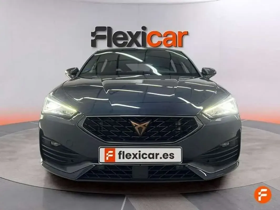 Usado Cupra Leon 204 CV (150 kW) 2024 Gris Utilitario