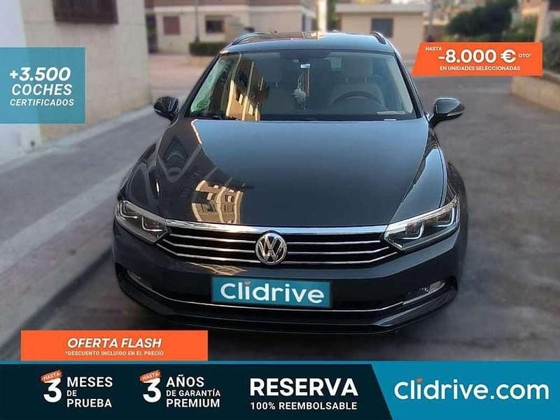 Gris Usado 2019 VW Passat Advance Familiar | 12.990 € (Precio justo) - Imagen 1/3