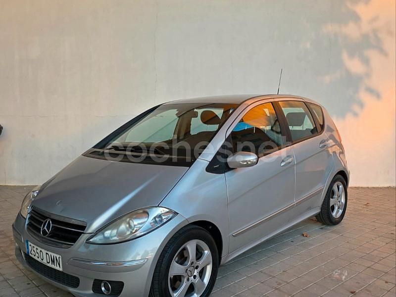 Gris / plata Usado 2005 Mercedes A180 Avantgarde Monovolumen | 4199 € (Super precio) - Imagen 1/4