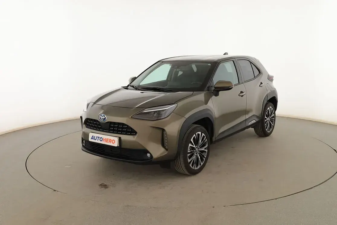 Usado Toyota Yaris Cross Style 116 CV (85 kW) 2022 SUV