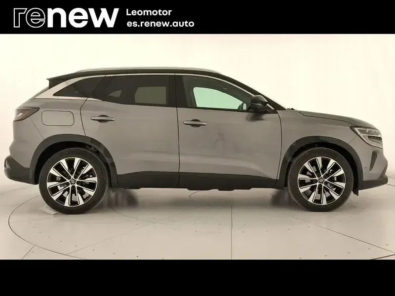 Usado Renault Austral Techno 200 CV (147 kW) 2025 Gris / plata SUV