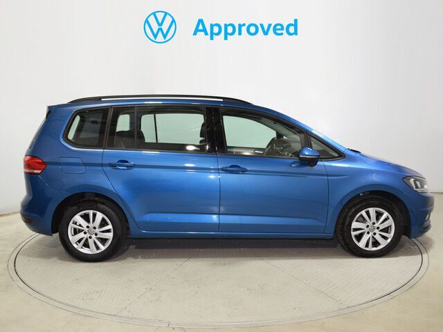 Usado VW Touran Business 115 CV (84 kW) 2021 Azul Monovolumen