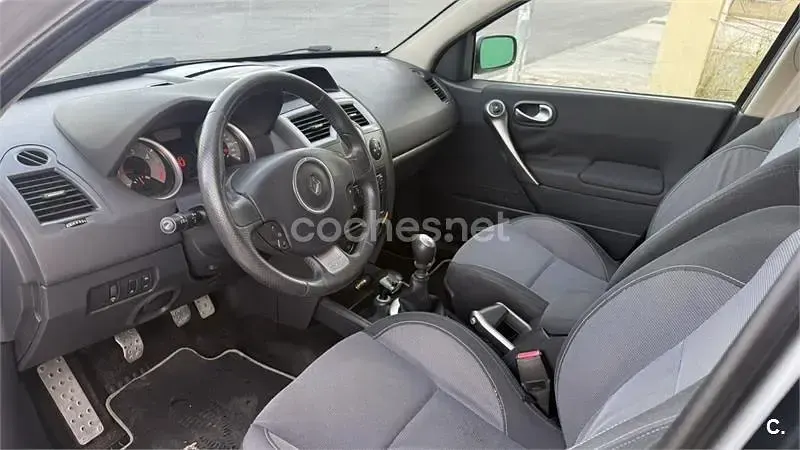Usado Renault Mégane GT Line GT 150 CV (110 kW) 2007 Gris / plata Berlina