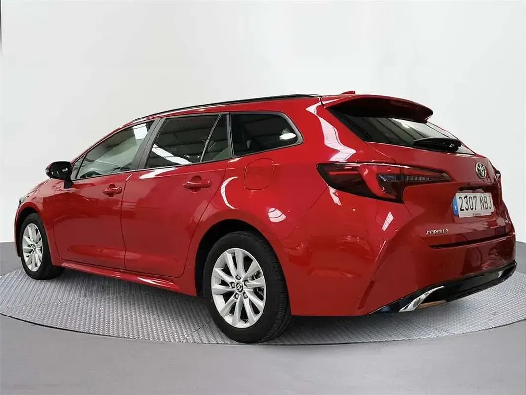 Usado Toyota Corolla Active 140 CV (102 kW) 2025 Familiar