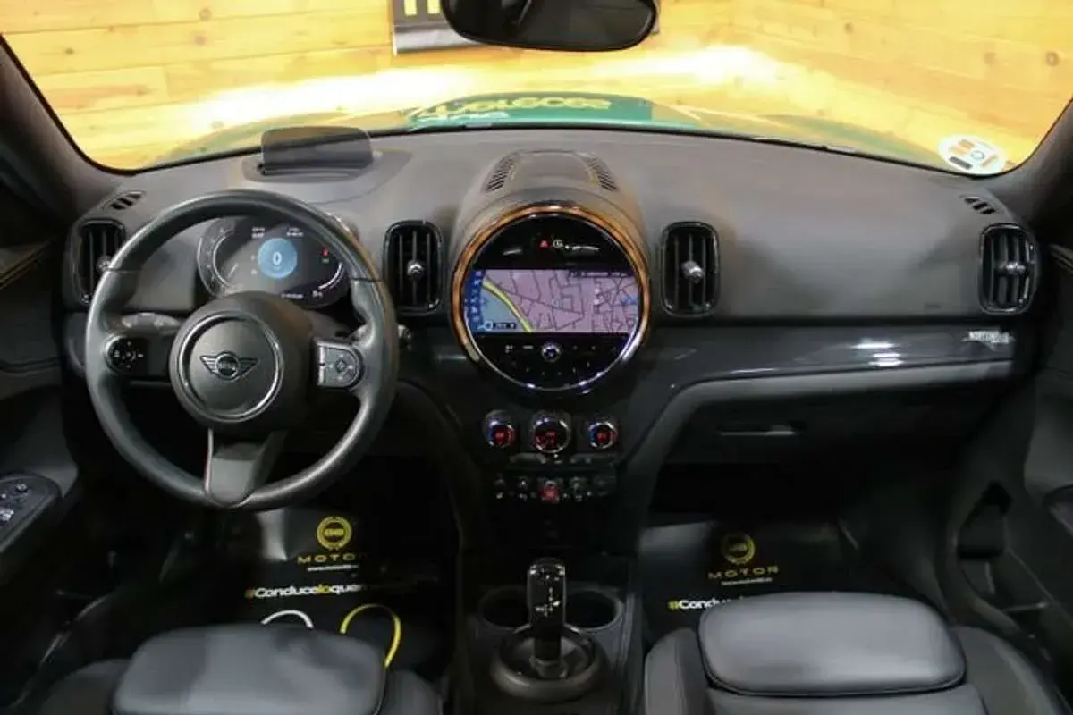 Usado Mini Cooper Countryman 136 CV (100 kW) 2021 Verde SUV