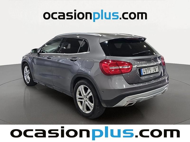 Usado Mercedes GLA200 AMG line 136 CV (100 kW) 2017 Gris SUV