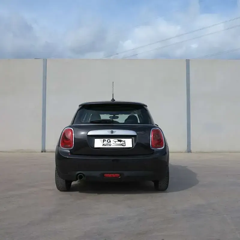 Usado Mini Cooper 136 CV (100 kW) 2014 Marrón Utilitario