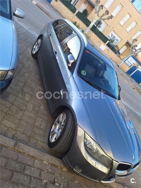 Usado BMW 318 143 CV (105 kW) 2011 Gris / plata Familiar