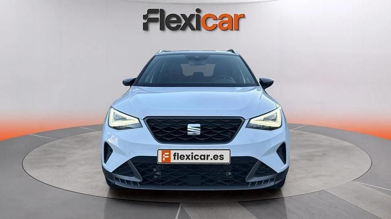 Usado Seat Arona FR 150 CV (110 kW) 2023 Blanco SUV