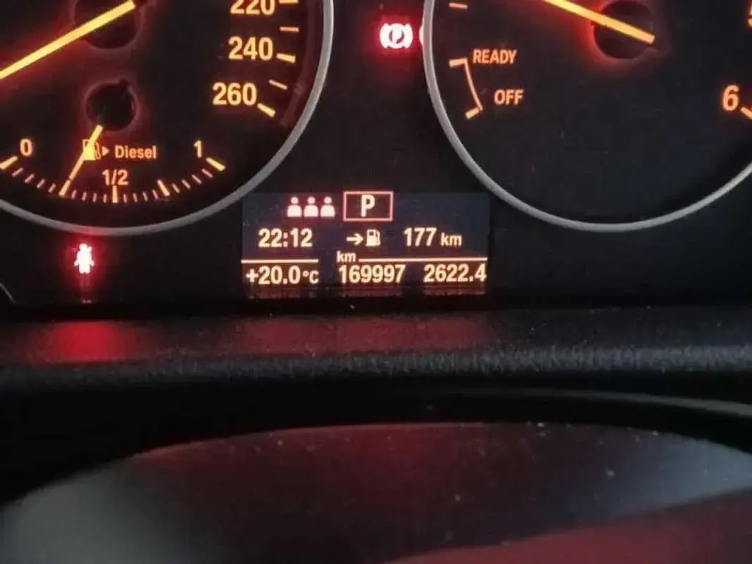 Usado BMW 218 150 CV (110 kW) 2015 Azul Monovolumen
