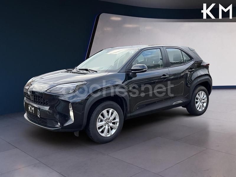 Usado Toyota Yaris Cross Business Edition 116 CV (85 kW) 2023 Negro SUV