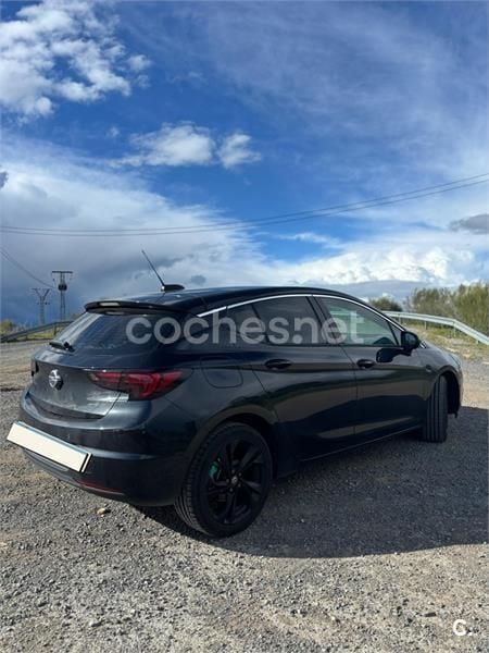 Negro Usado 2016 Opel Astra Dynamic Berlina | 8000 € (Precio justo) - Imagen 1/4