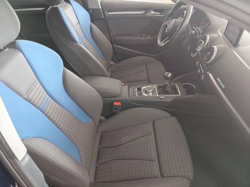 Usado Audi A3 Sport 150 CV (110 kW) 2017 Azul Utilitario