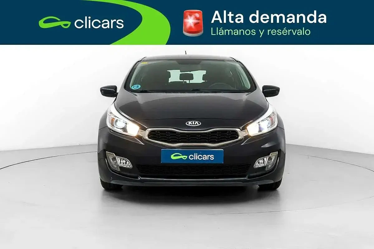 Usado Kia ProCeed 99 CV (72 kW) 2015 Negro Utilitario