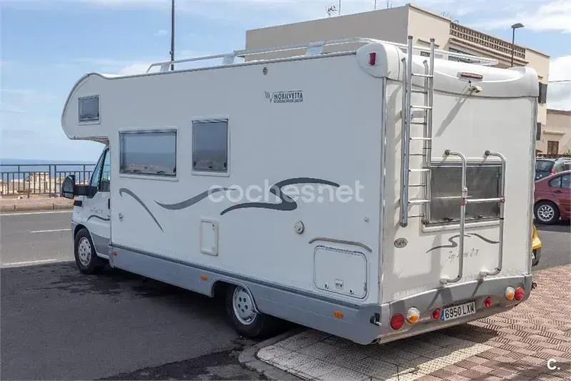 Usado Fiat Ducato 112 CV (82 kW) 2000 Blanco Van