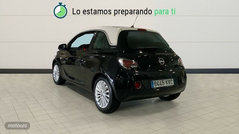 Usado Opel Adam Glam 87 CV (63 kW) 2019 Negro Utilitario