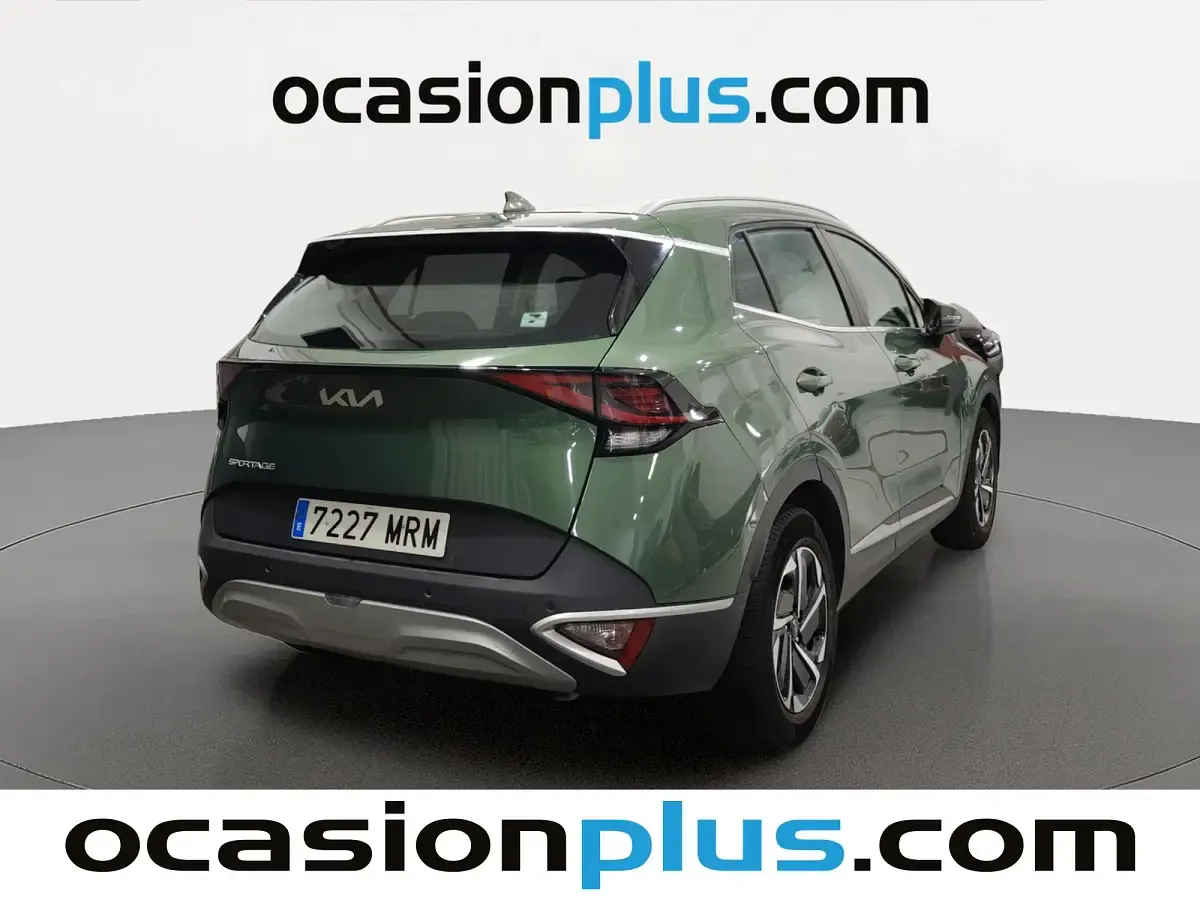 Usado Kia Sportage 150 CV (110 kW) 2024 Verde SUV
