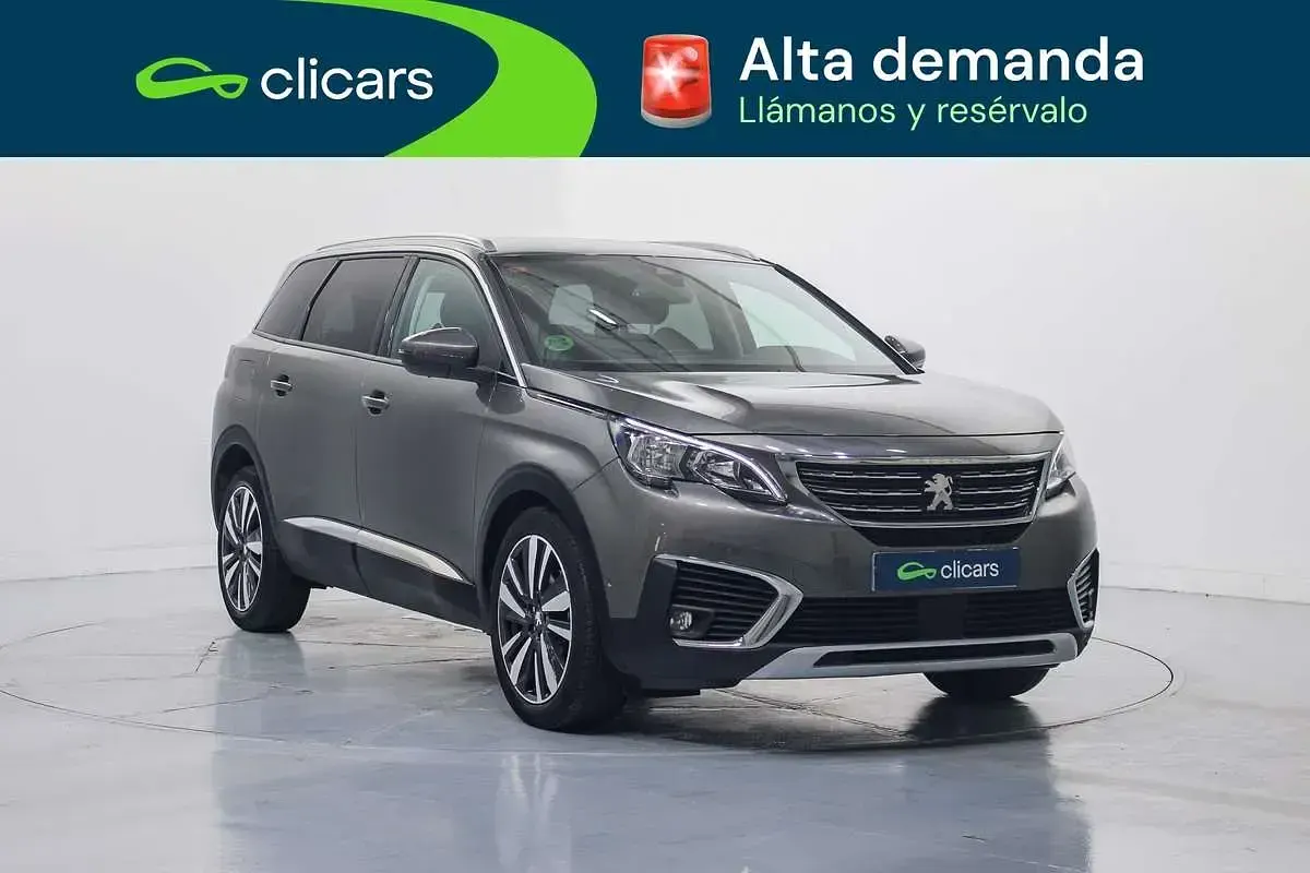 Usado Peugeot 5008 Allure 131 CV (96 kW) 2019 Verde SUV