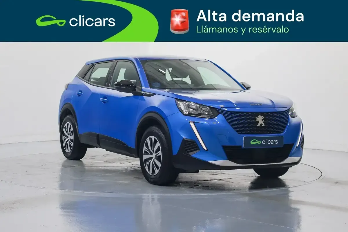 Usado Peugeot e-2008 Active 100 kW (136 CV) 2022 Azul SUV