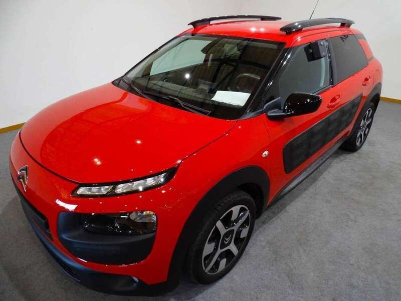 Rojo Usado 2016 Citroën C4 Cactus Feel Utilitario | 11.990 € - Imagen 1/4