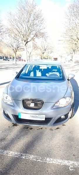 Usado Seat Leon Ecomotive 105 CV (77 kW) 2009 Gris / plata Utilitario