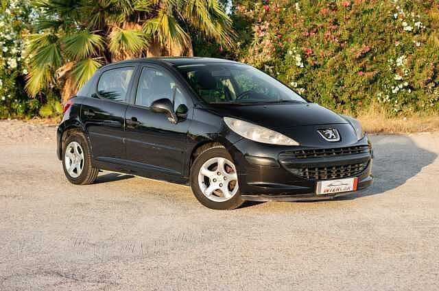 Negro Usado 2007 Peugeot 207 Utilitario | 3300 € (Precio justo) - Imagen 1/4
