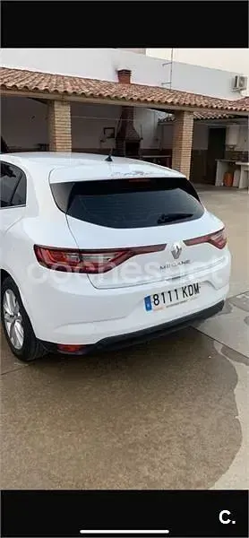 Usado Renault Mégane IV Life 90 CV (66 kW) 2017 Blanco Berlina