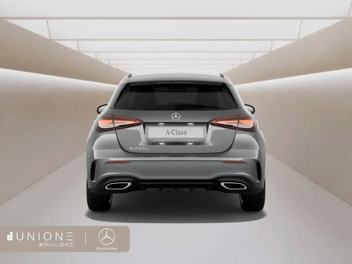 Nuevo Mercedes A250 218 CV (160 kW) 2026 Gris Berlina