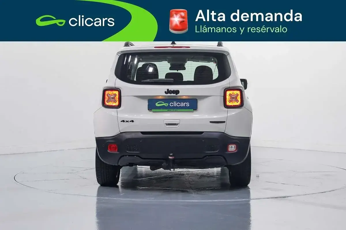 Usado Jeep Renegade Night Eagle 140 CV (102 kW) 2019 Blanco SUV