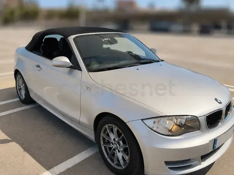 Usado BMW 118 Cabriolet Comfort Edition 143 CV (105 kW) 2010 Gris / plata Descapotable