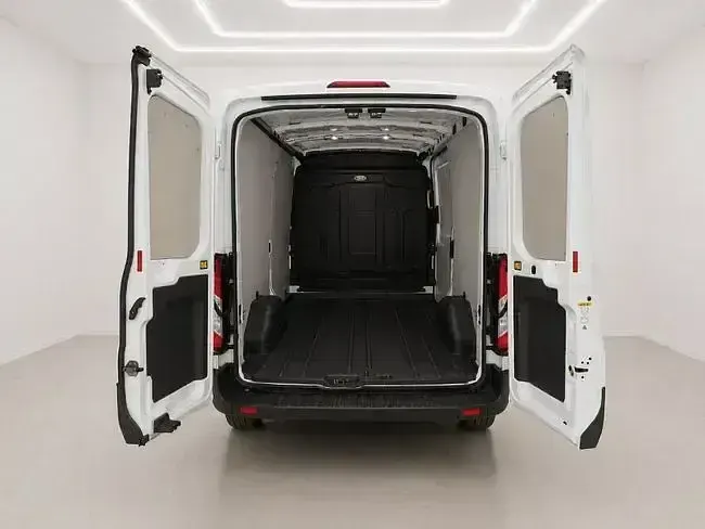 Usado Ford Transit 131 CV (96 kW) 2024 Blanco Van
