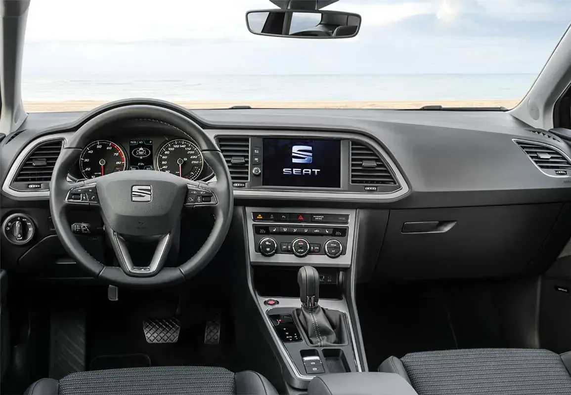 Usado Seat Leon SC FR 179 CV (131 kW) 2016 Azul Utilitario