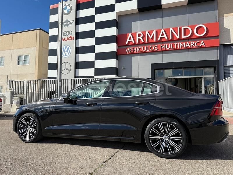 Negro Usado 2020 Volvo S60 Inscription Berlina | 26.900 € (Super precio) - Imagen 1/4