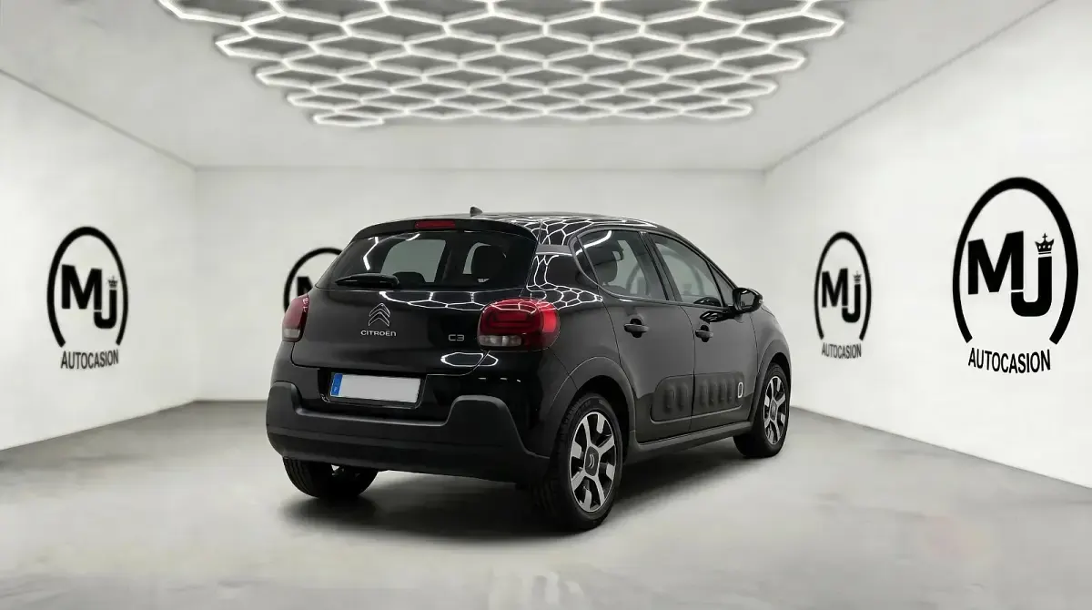 Usado Citroën C3 PureTech 110 CV (80 kW) 2017 Negro Berlina