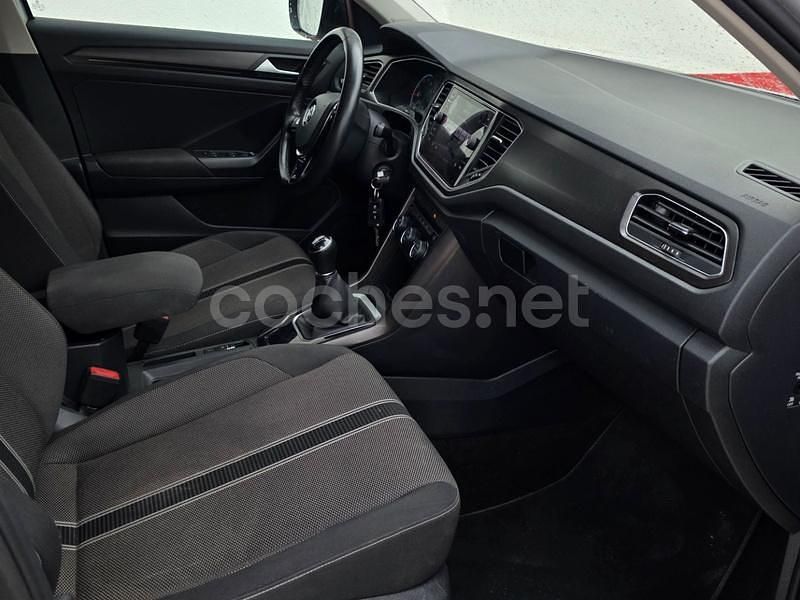 Usado VW T-Roc Advance 115 CV (84 kW) 2020 Azul SUV