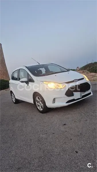 Usado Ford B-MAX Titanium 100 CV (73 kW) 2013 Blanco Monovolumen