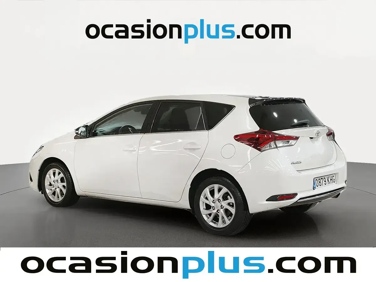 Usado Toyota Auris 116 CV (85 kW) 2018 Blanco
