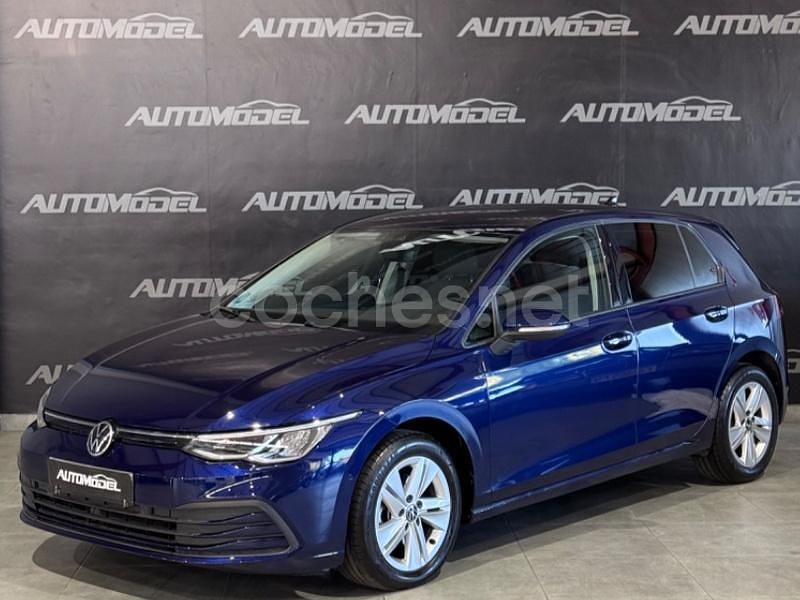Usado VW Golf VIII 116 CV (85 kW) 2021 Azul Berlina