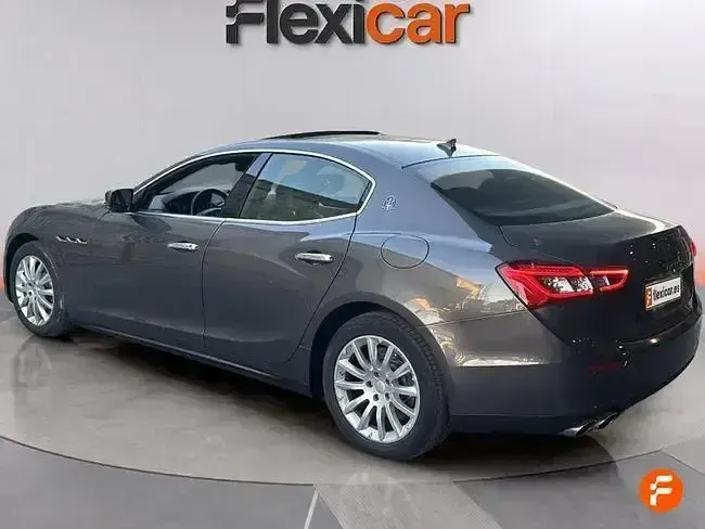 Usado Maserati Ghibli 275 CV (202 kW) 2016 Gris Berlina