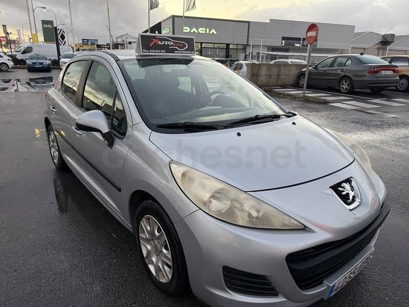 Usado Peugeot 207 90 CV (66 kW) 2010 Gris / plata Berlina