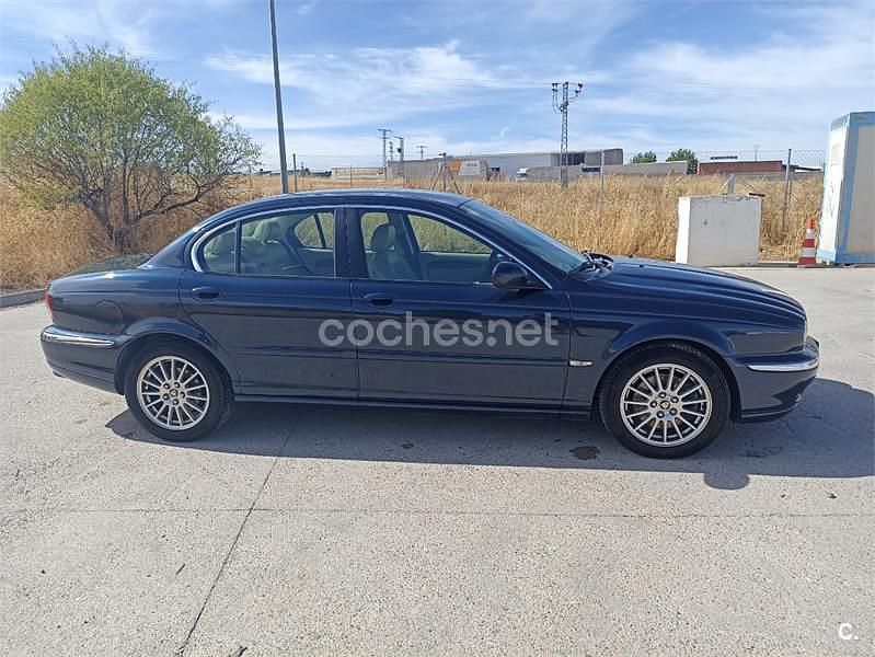 Azul Usado 2005 Jaguar X-type Executive Berlina | 3200 € (Buen precio) - Imagen 1/4